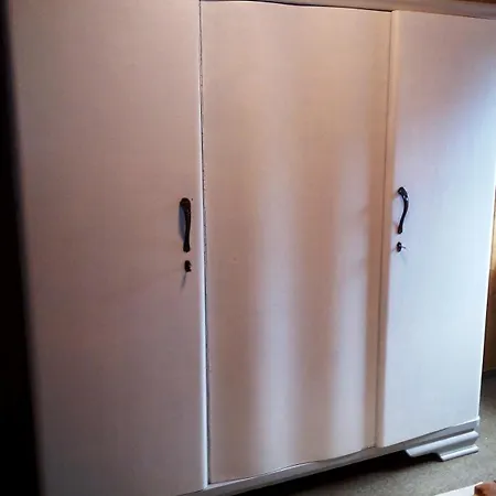 Schlingshoehe - Oberwohnung Mit Separater Terrasse Lägenhet *