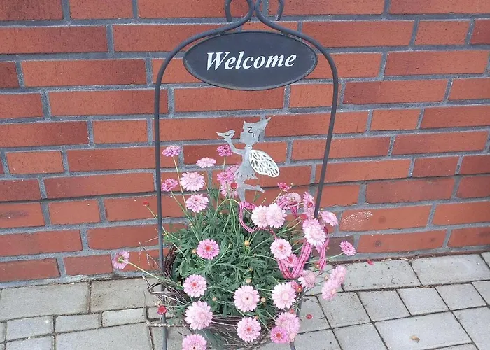 Schlingshoehe - Oberwohnung Mit Separater Terrasse *