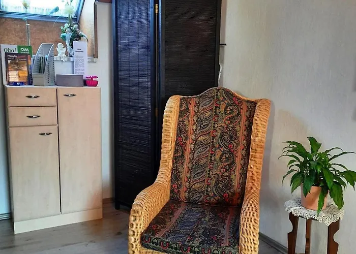 Schlingshoehe - Oberwohnung Mit Separater Terrasse