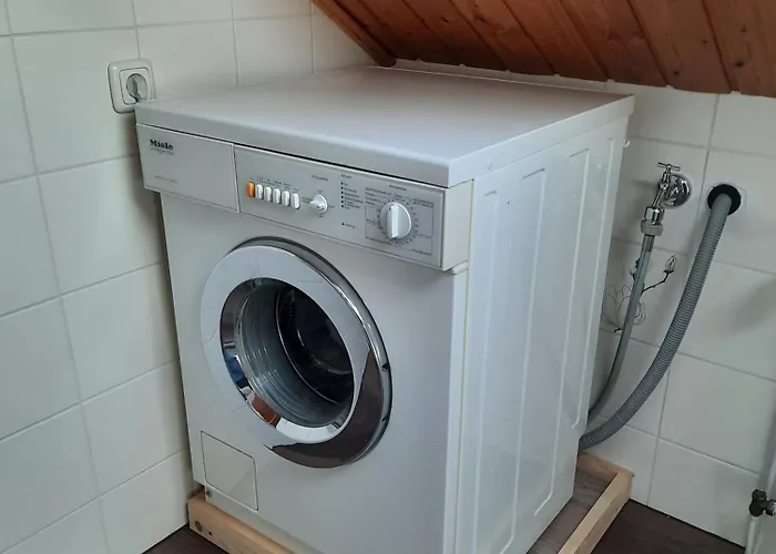 Lejlighed Schlingshoehe - Oberwohnung Mit Separater Terrasse